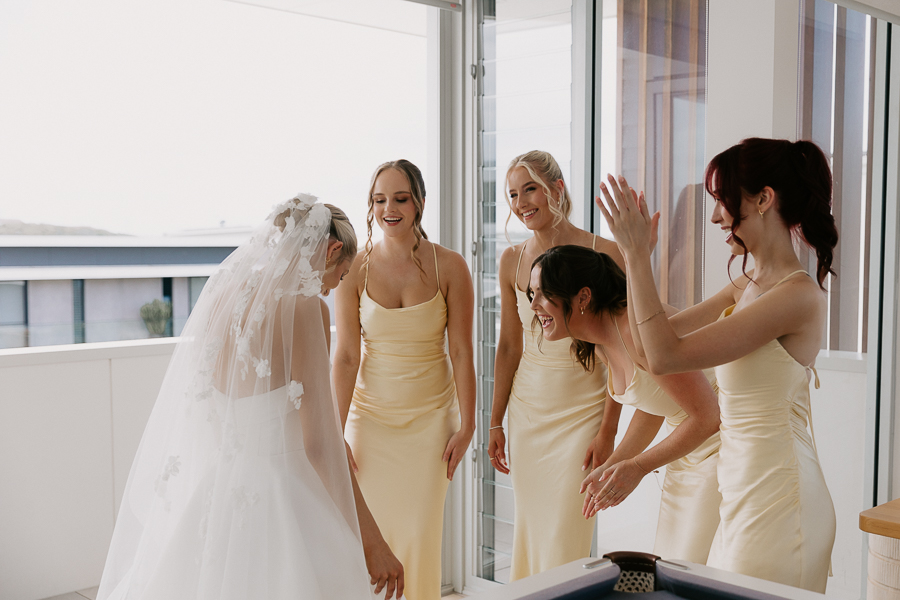 Panorama house wedding